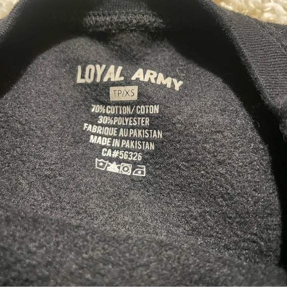 LOYAL ARMY long sleeve graphic sweater size XS - Picture 2 of 2